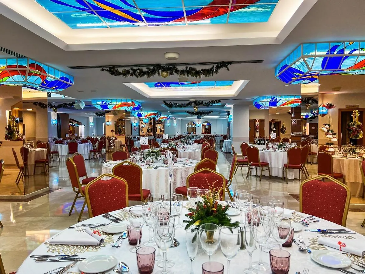 Hotel Perla Marina Nerja 4*,