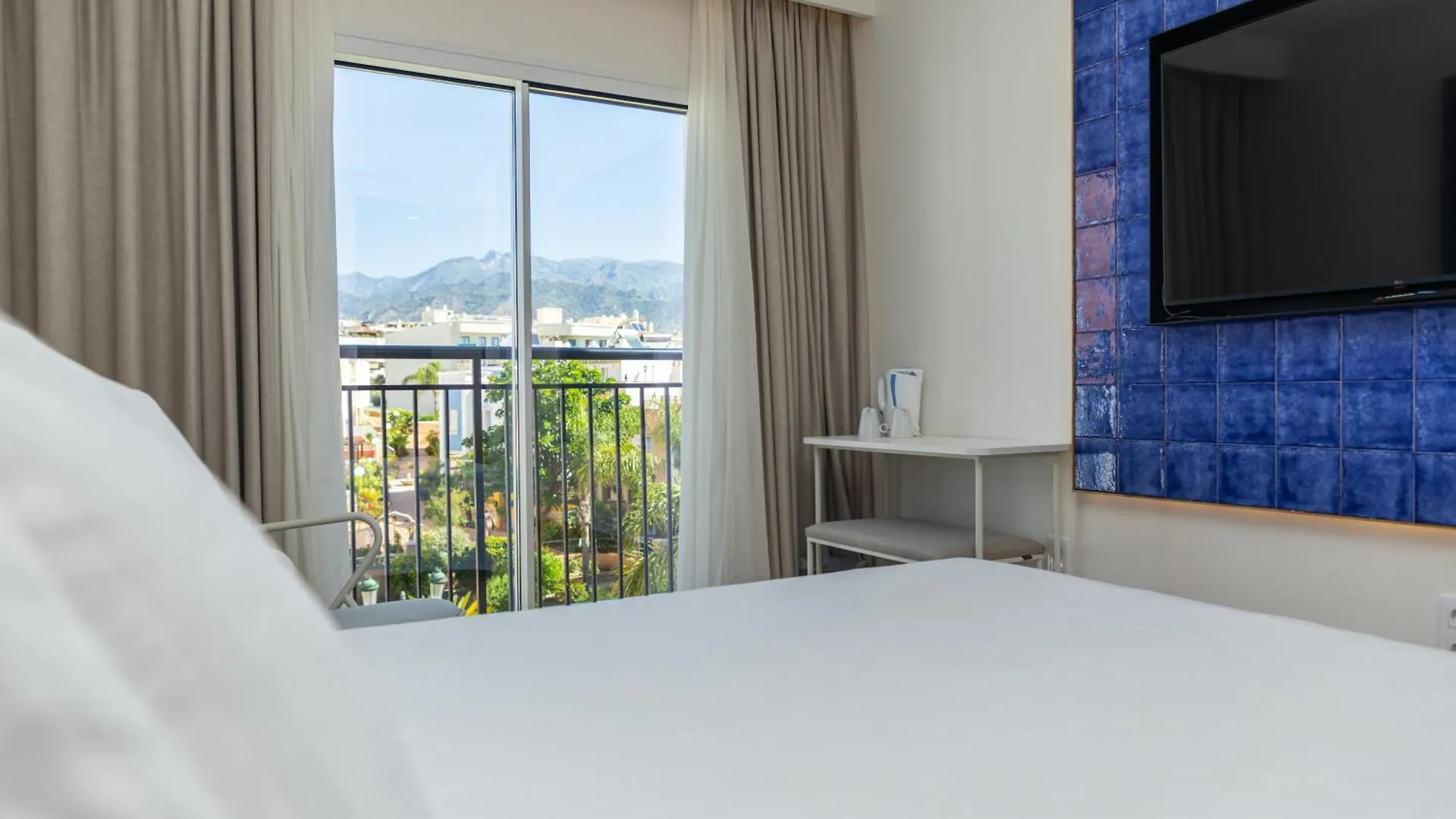 Perla Marina Hotel Nerja