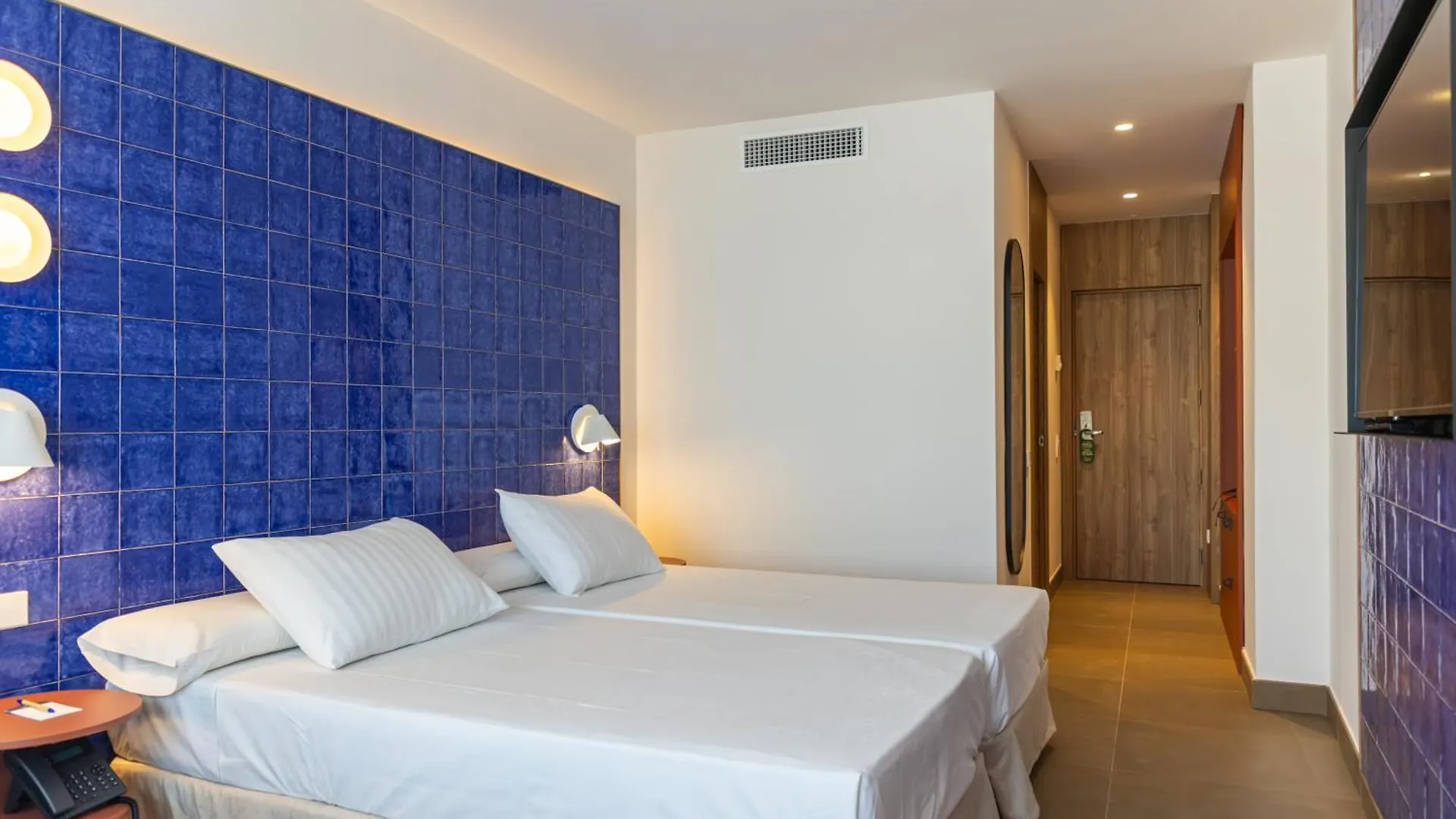 Perla Marina Hotel Nerja Espanha