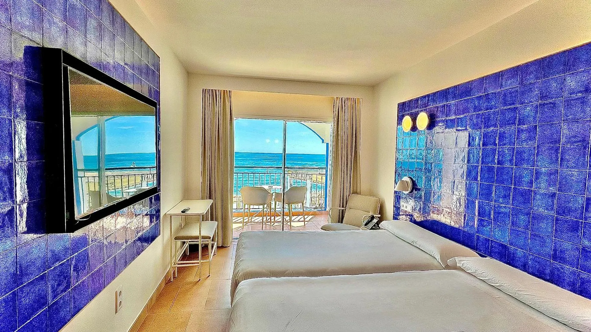 Hotel Perla Marina à Nerja